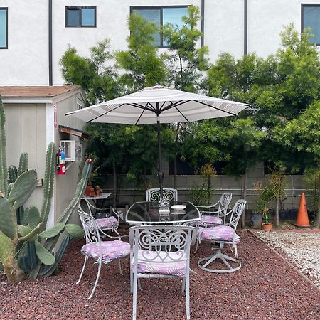 Small Private La Bedroom W Wifi - Private Fridge - Ac Near Usc - Exposition Park - Usc Memorial Coliseum - Banc Of California Bmo Stadium - Downtown Los Angeles Dtla - University Of Southern California Usc!!! Екстер'єр фото
