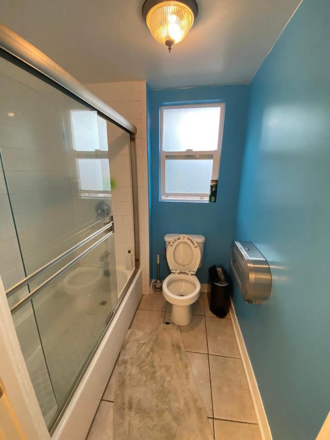 Small Private La Bedroom W Wifi - Private Fridge - Ac Near Usc - Exposition Park - Usc Memorial Coliseum - Banc Of California Bmo Stadium - Downtown Los Angeles Dtla - University Of Southern California Usc!!! Екстер'єр фото
