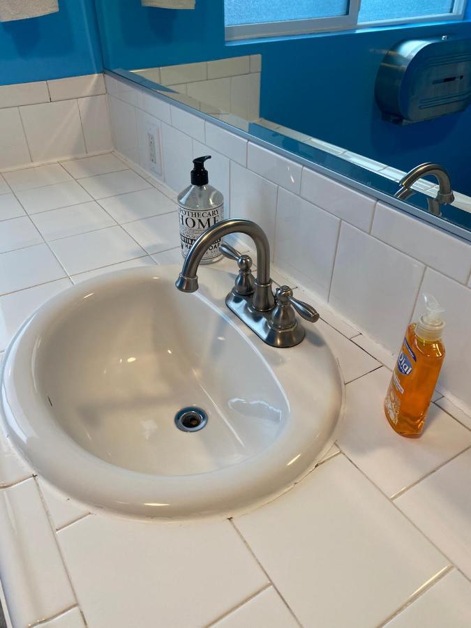 Small Private La Bedroom W Wifi - Private Fridge - Ac Near Usc - Exposition Park - Usc Memorial Coliseum - Banc Of California Bmo Stadium - Downtown Los Angeles Dtla - University Of Southern California Usc!!! Екстер'єр фото