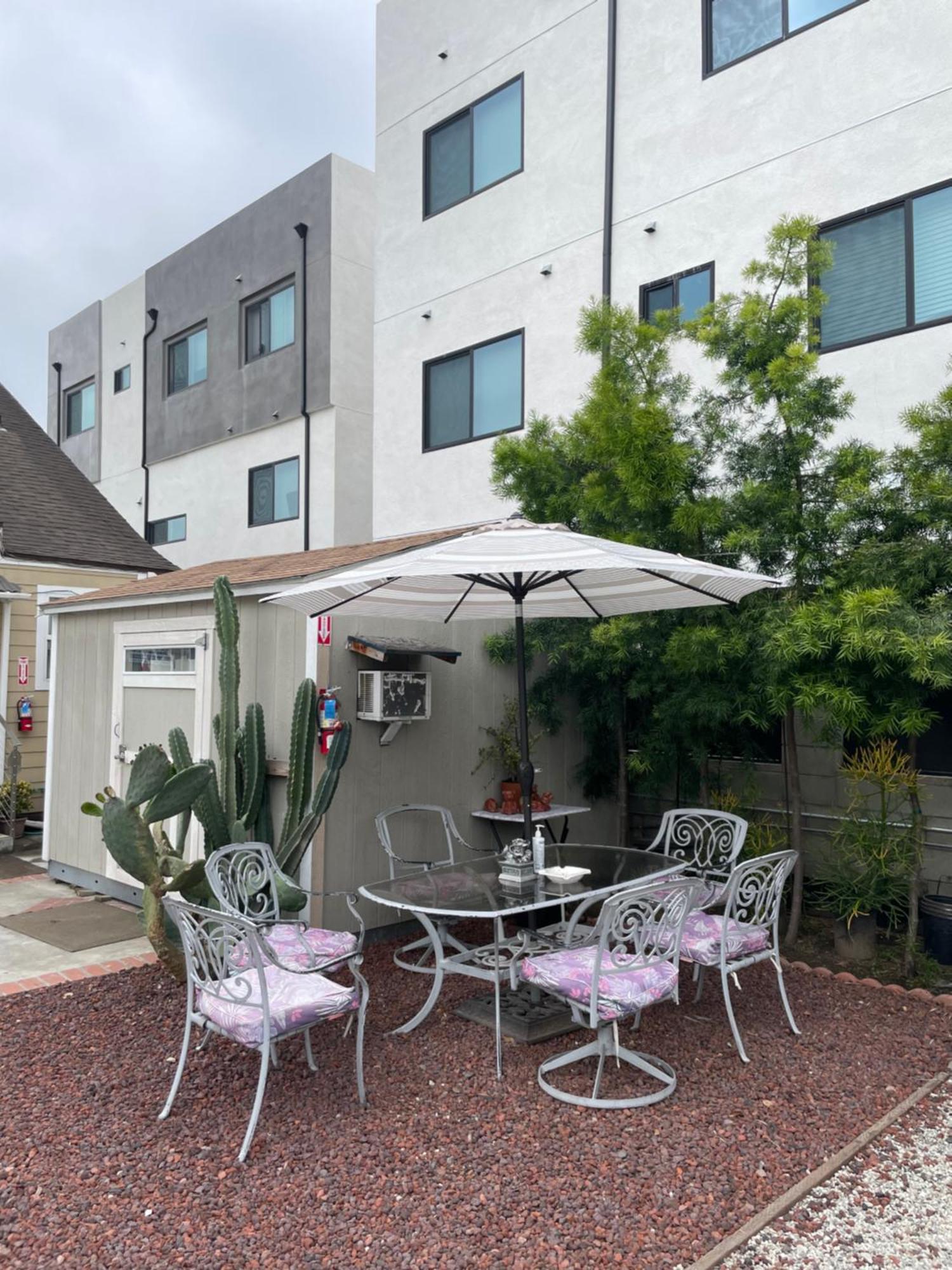 Small Private La Bedroom W Wifi - Private Fridge - Ac Near Usc - Exposition Park - Usc Memorial Coliseum - Banc Of California Bmo Stadium - Downtown Los Angeles Dtla - University Of Southern California Usc!!! Екстер'єр фото