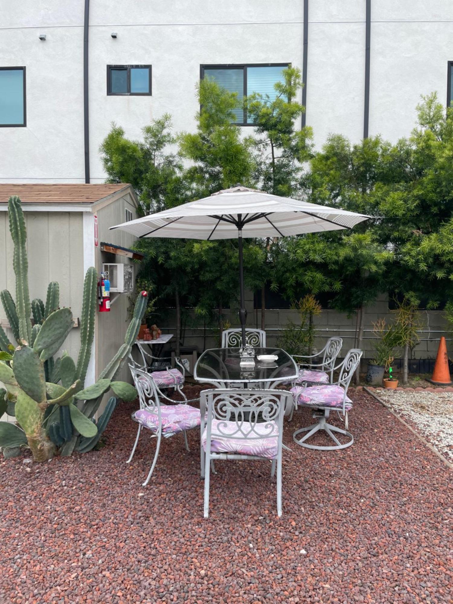 Small Private La Bedroom W Wifi - Private Fridge - Ac Near Usc - Exposition Park - Usc Memorial Coliseum - Banc Of California Bmo Stadium - Downtown Los Angeles Dtla - University Of Southern California Usc!!! Екстер'єр фото